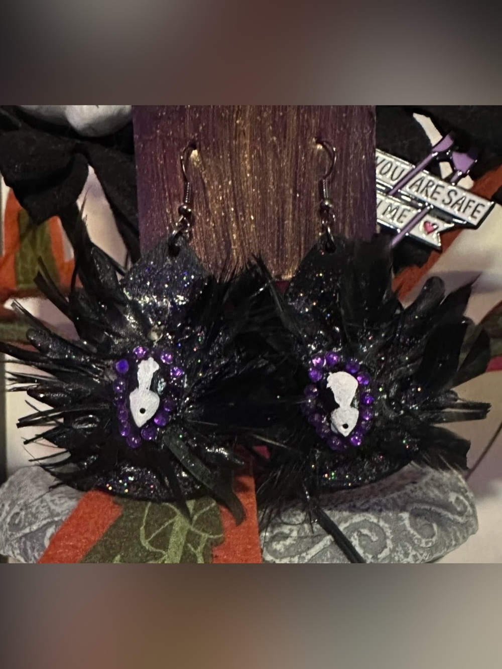 Black Feather voodoo mask Earrings Purple Rhinestones